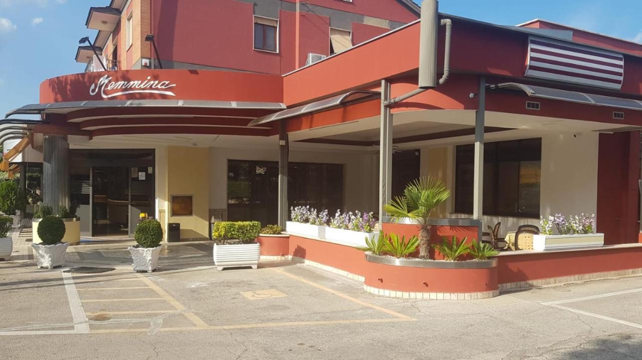 Hotel Residence Memmina Фрозиноне Экстерьер фото