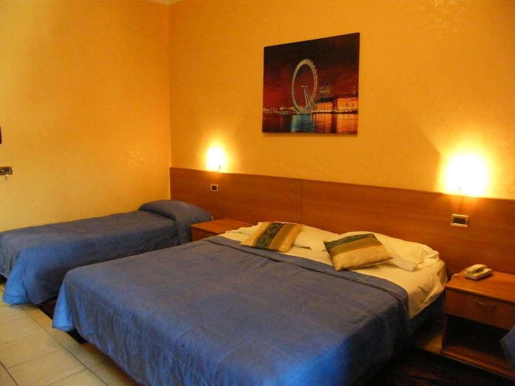 Hotel Residence Memmina Фрозиноне Номер фото